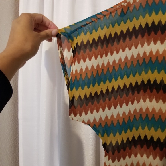 Tu es Belle Sheer Blouse - Picture 4 of 5